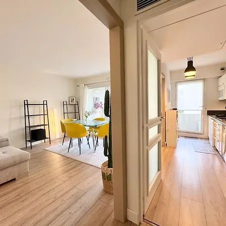 Charmant 2 Pieces Port Vauban Apartment