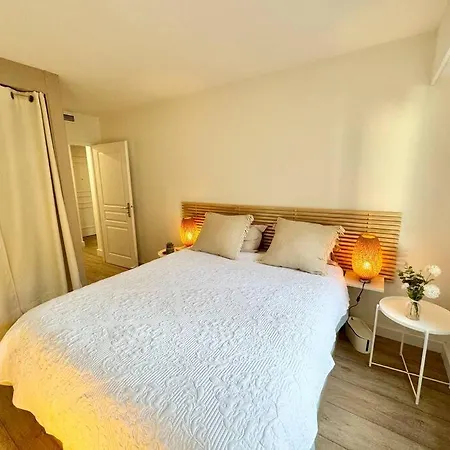 Apartment Charmant 2 Pieces Port Vauban