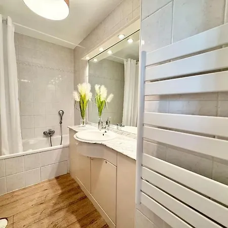 Charmant 2 Pieces Port Vauban Apartment *